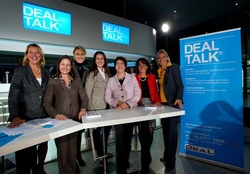 Podiumsteilnehmer beim 13. DEAL TALK&reg; in THE SQUAIRE am Frankfurter Flughafen