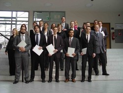Diplomanden der HAWK-Fakult&auml;t Wirtschaft